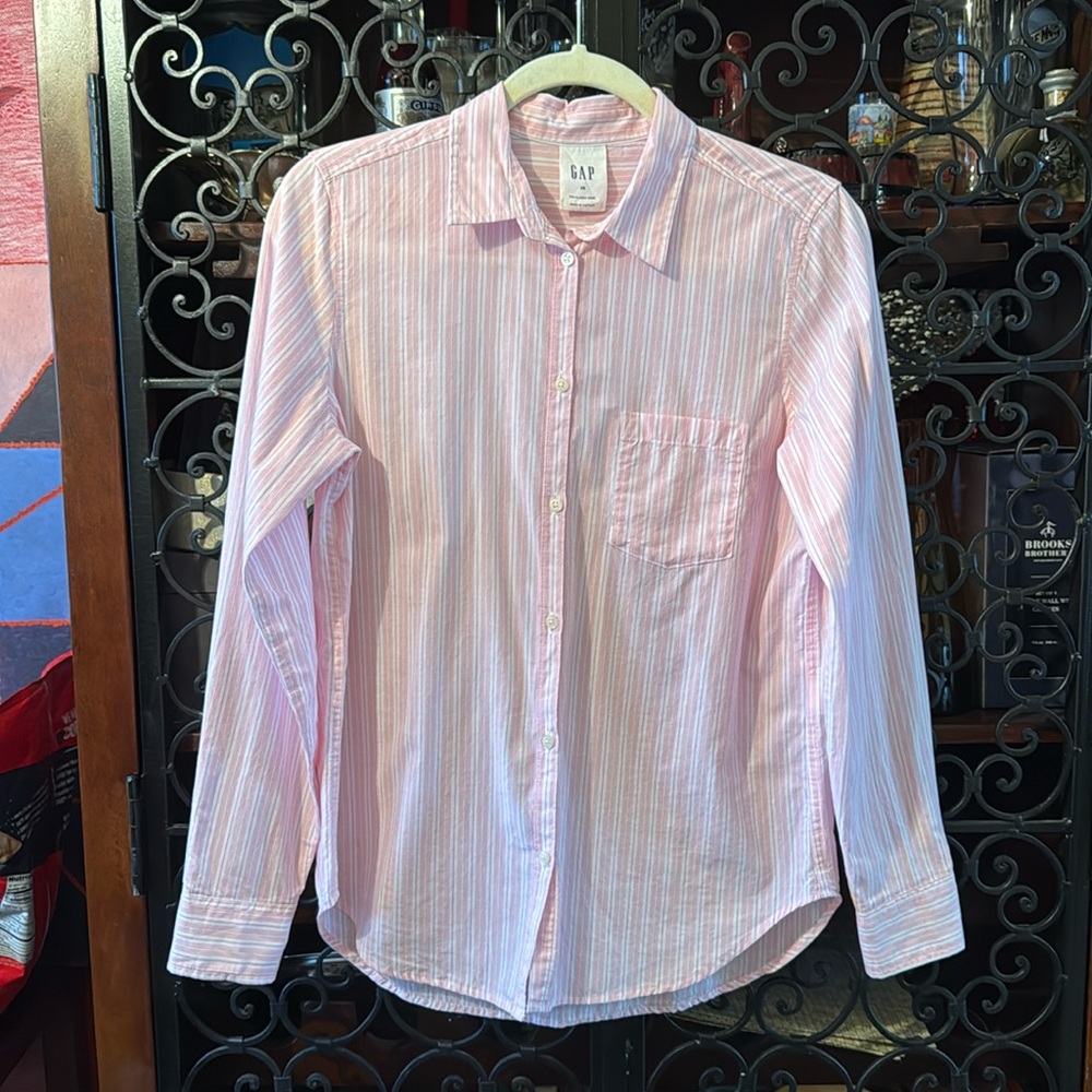 Gap shirt pink xs oversized cotton
